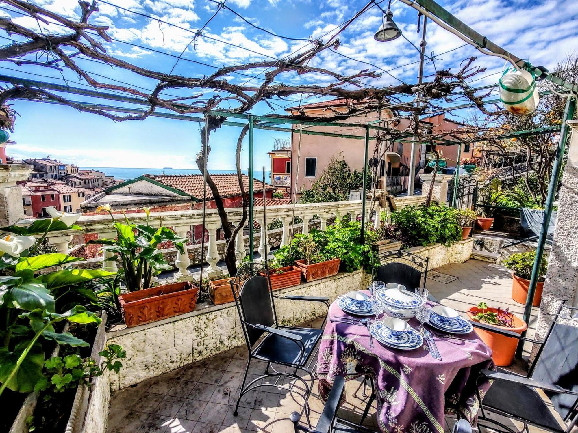 -La Terrazza Nel Vigneto- Golfo Dei Poeti Appartement Tellaro Buitenkant foto
